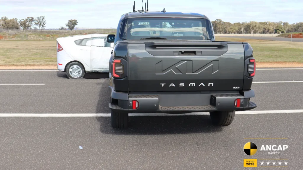 Kia Tasman scores five-star at ANCAP