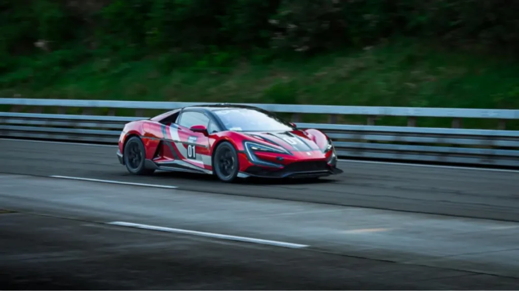 YANGWANG U9 Track Edition Sets Global EV Speed Record