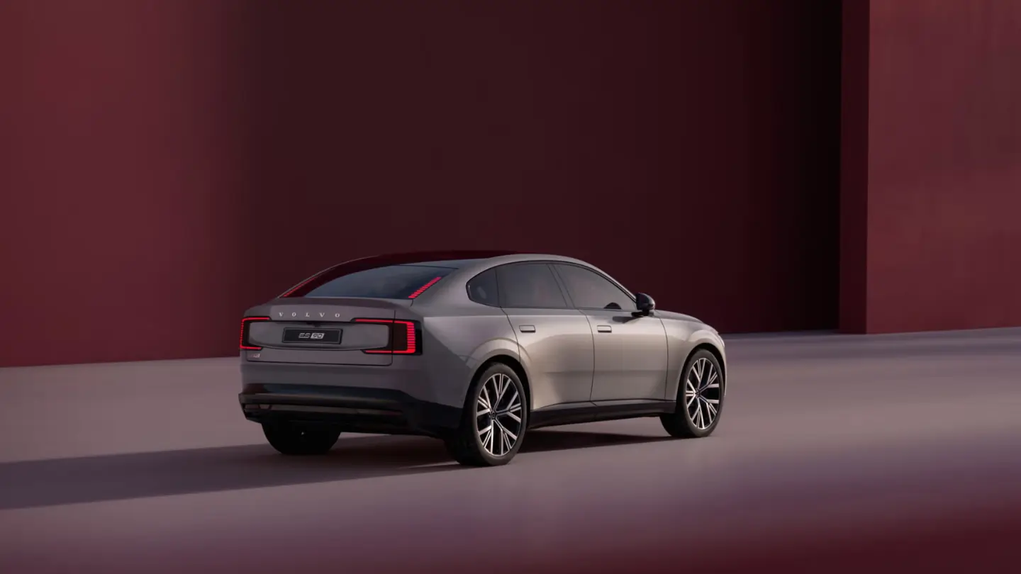 2025 Volvo ES90 rear