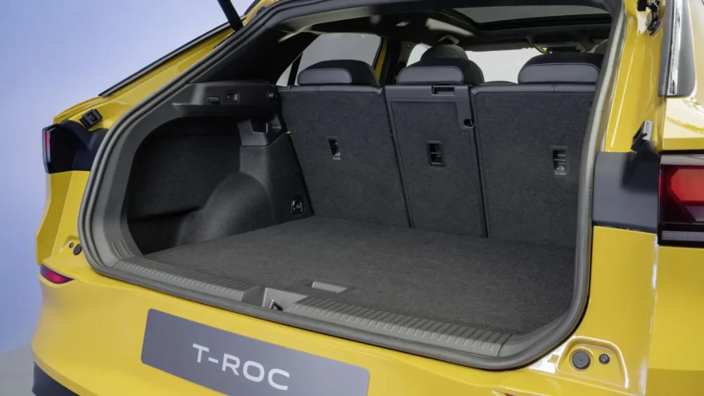 2026 Volkswagen T-Roc boot