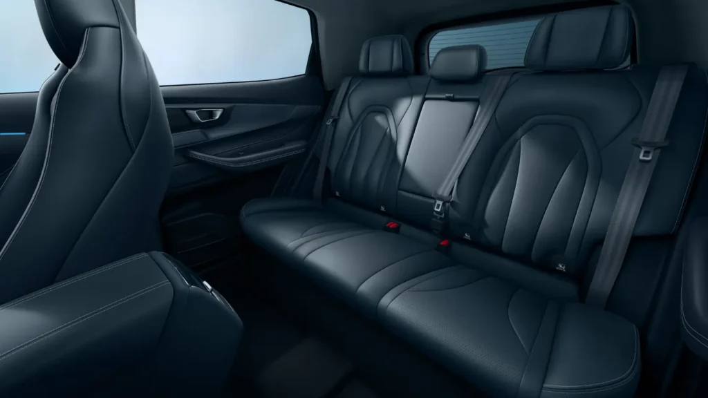  Chery Tiggo 4 hybrid interiors