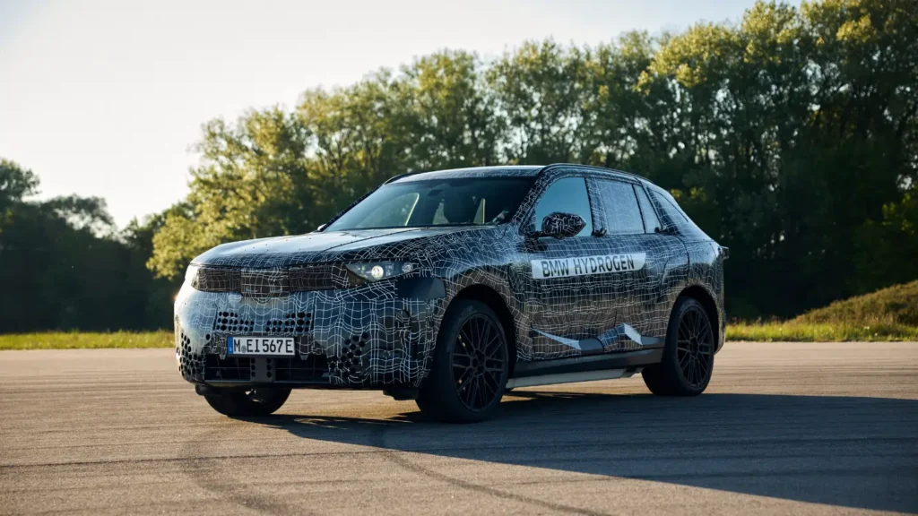 BMW iX5 Hydrogen 2028