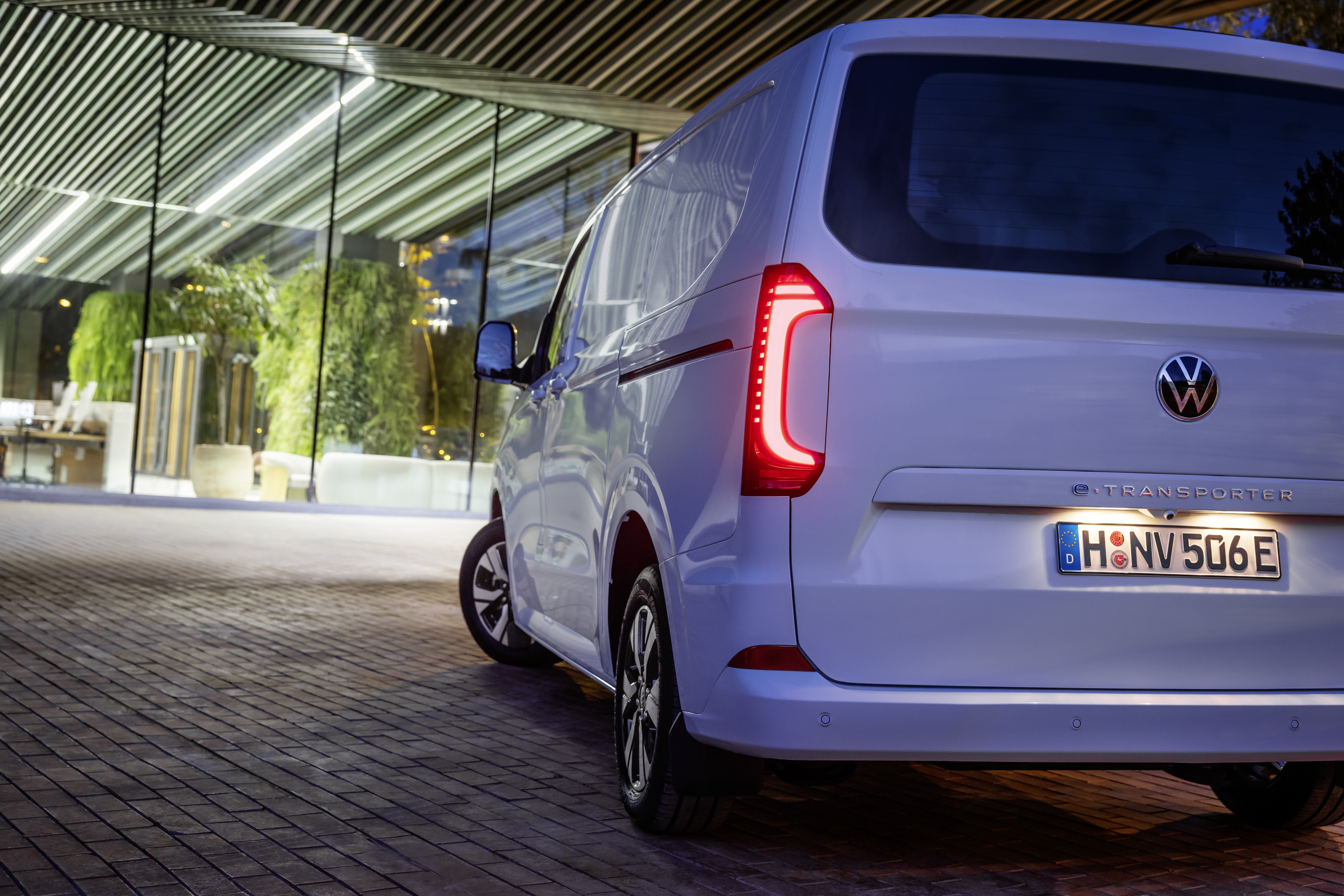 VW Transporter Van