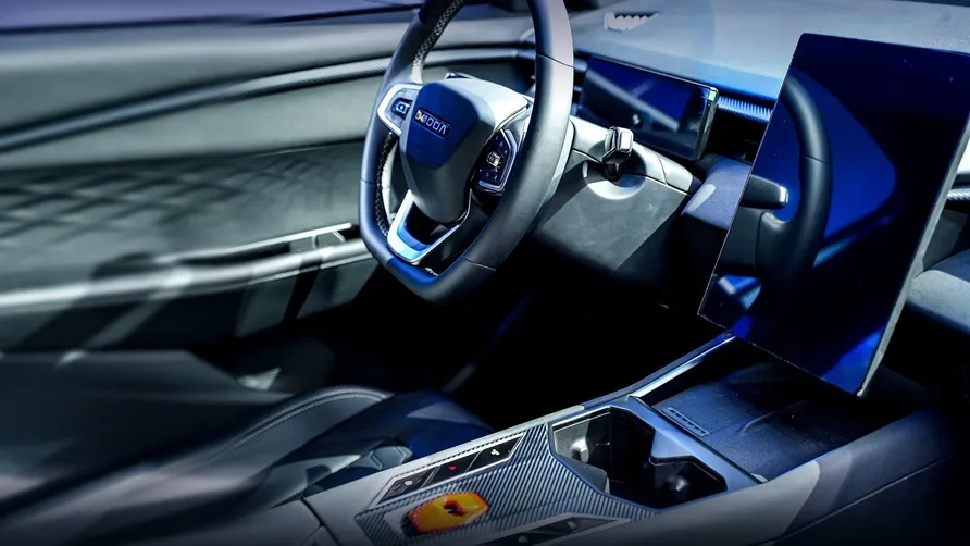 Omoda 4 interior