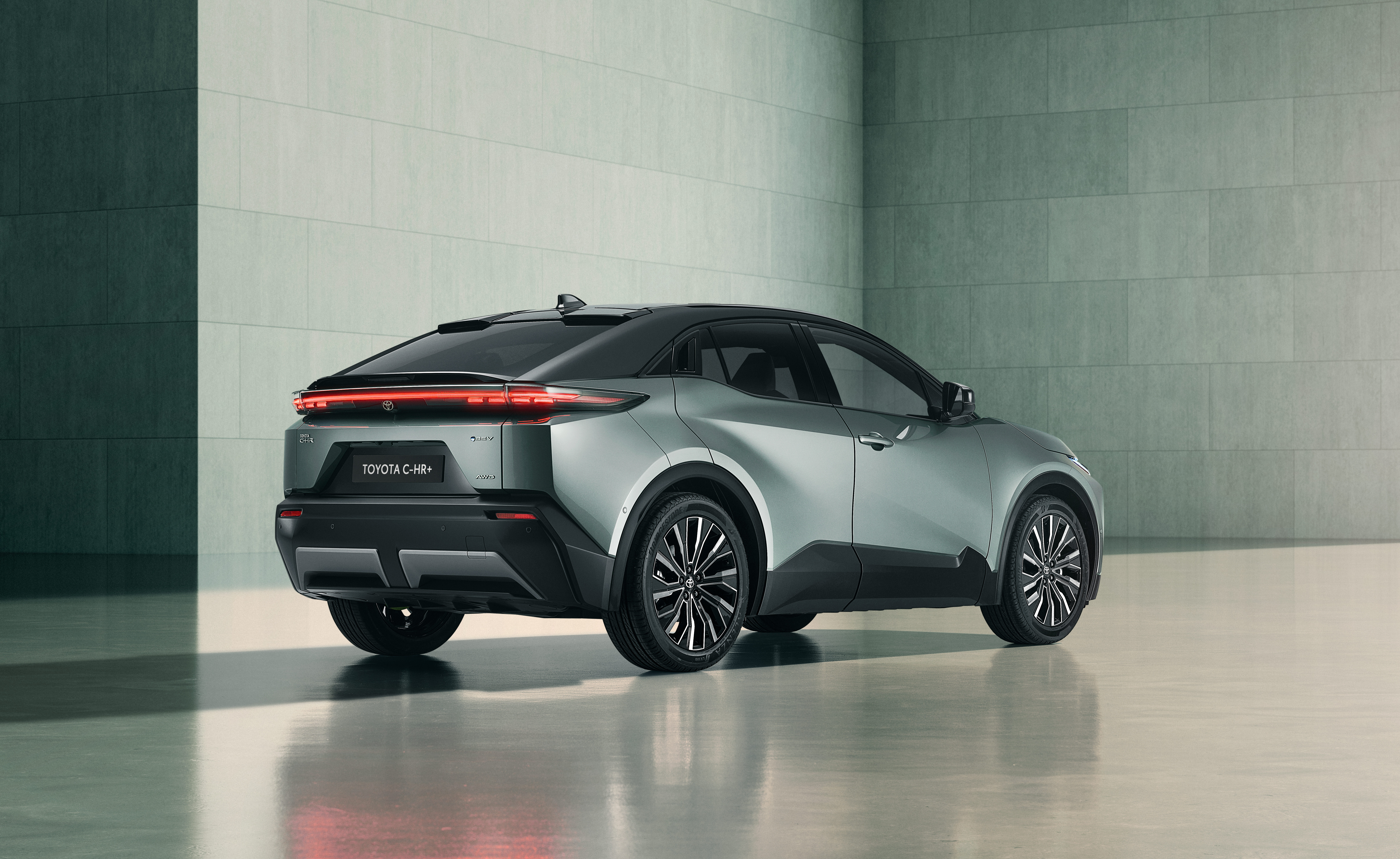Toyota C-HR Electric