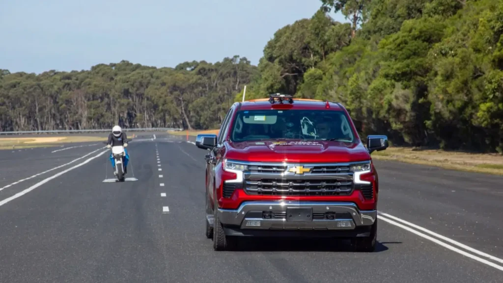 2025 large pickup safety test