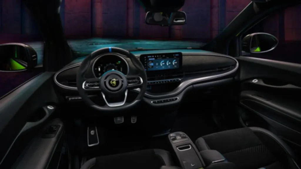 Abarth 500e interior