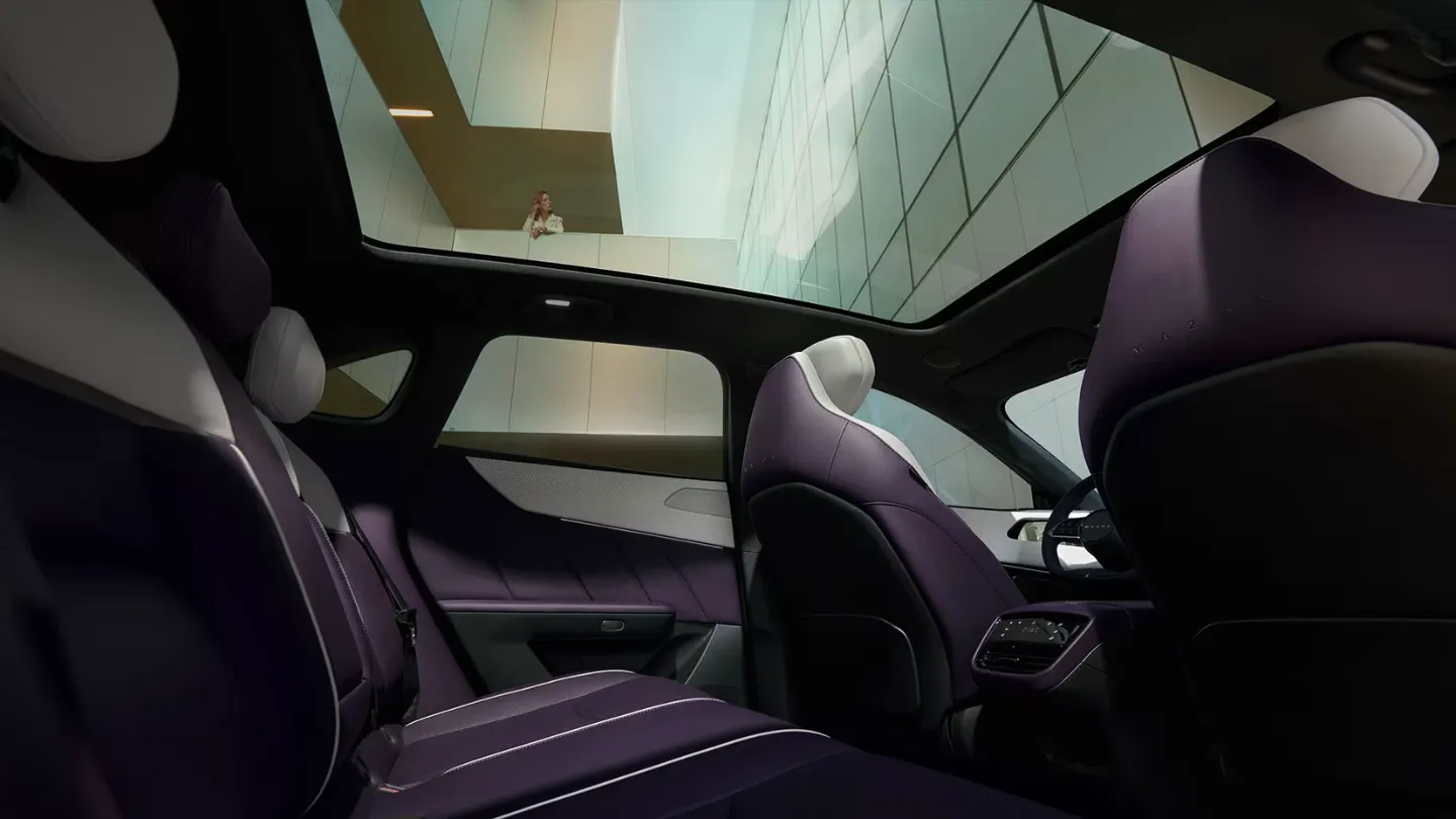 2026 Mazda CX 6e sunroof