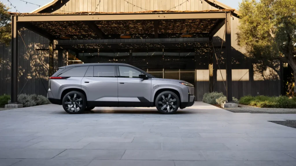 Toyota Highlander BEV