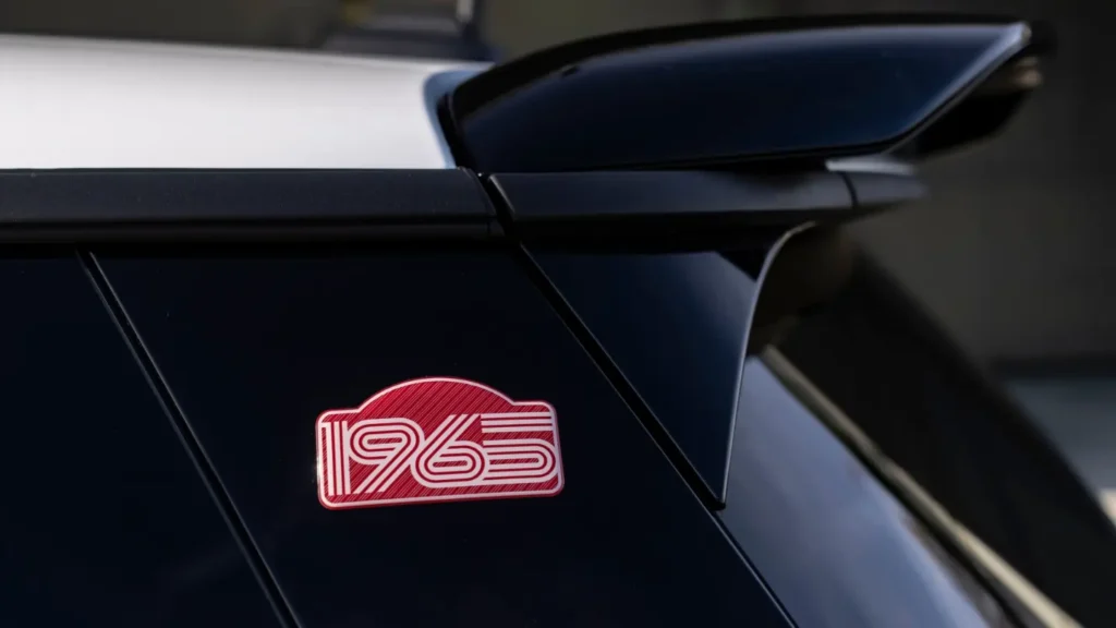 MINI JCW 1965 Victory Edition