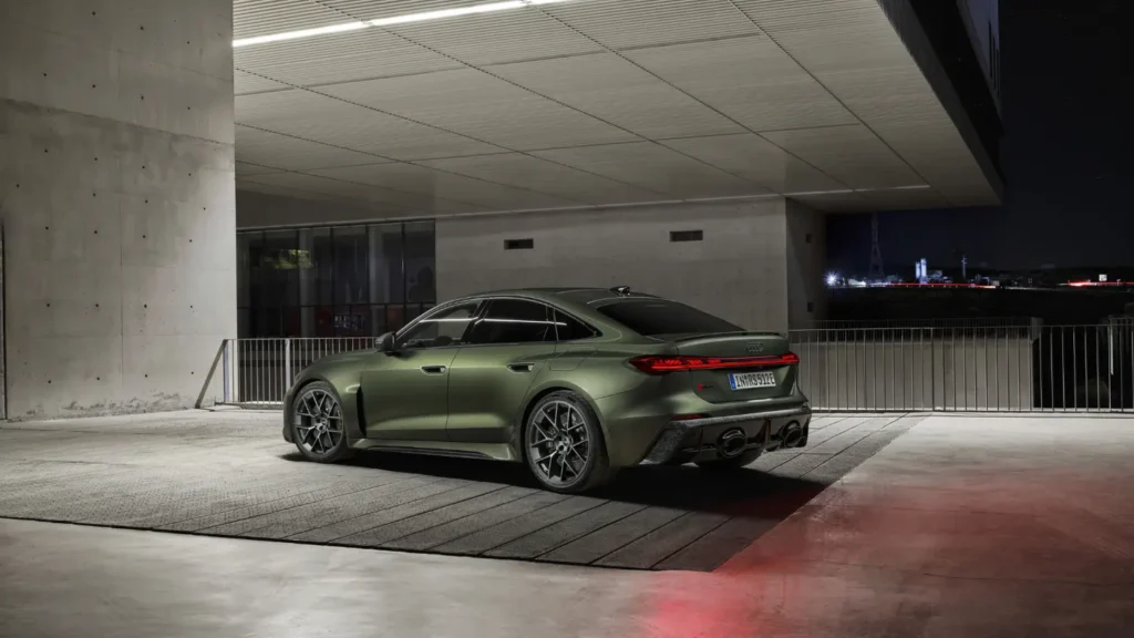 Audi RS 5 PHEV