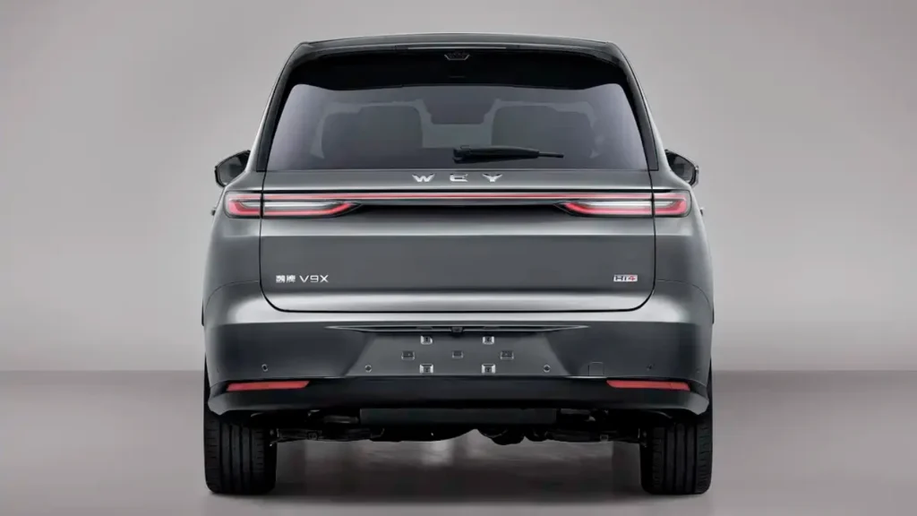 GWM Wey V9X rear view