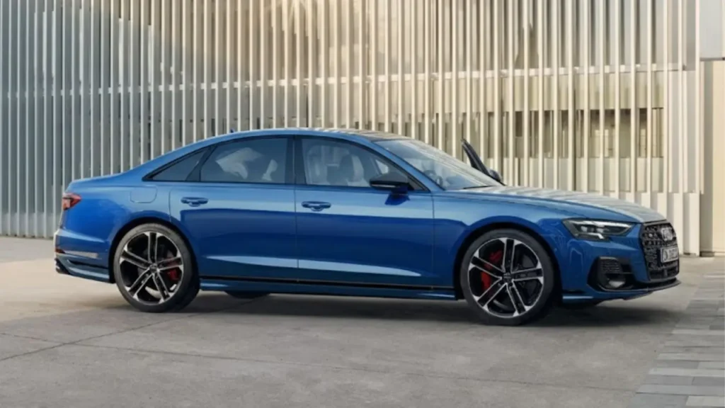 Audi S8