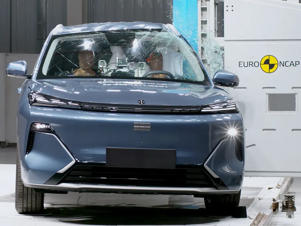 Geely Starray EM-i images ANCAP