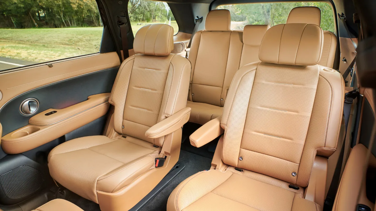 2026 Hyundai Palisade calligraphy power second and third row seats