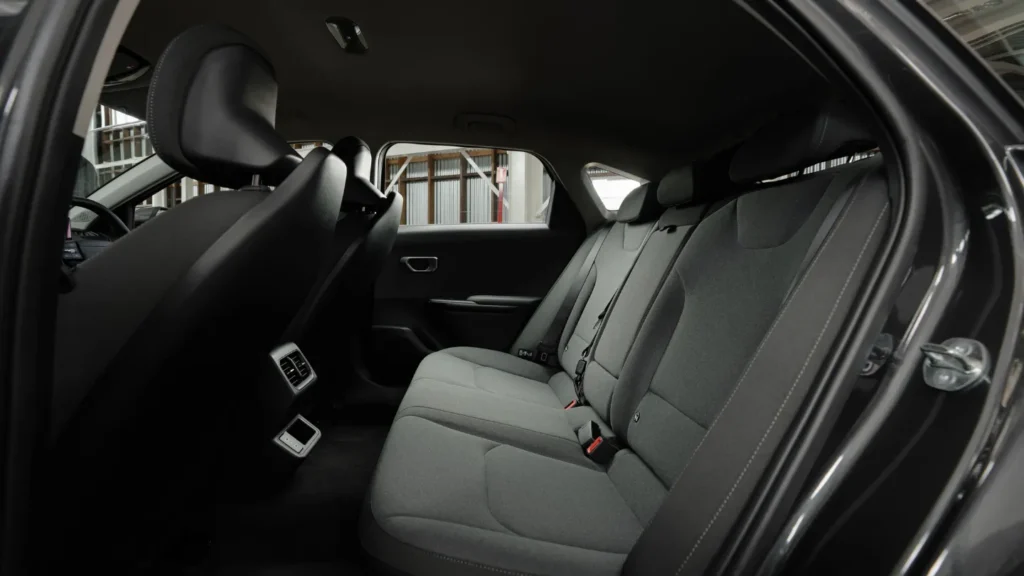 2026 Kia K4 hatch rear seats