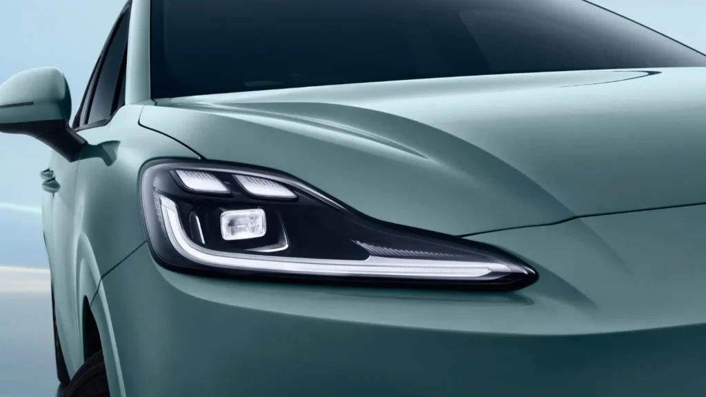 2026 MG4 EV Urban headlights