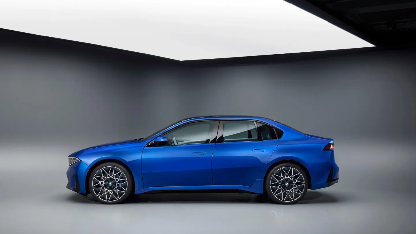 2027 BMW i3 Sedan side view