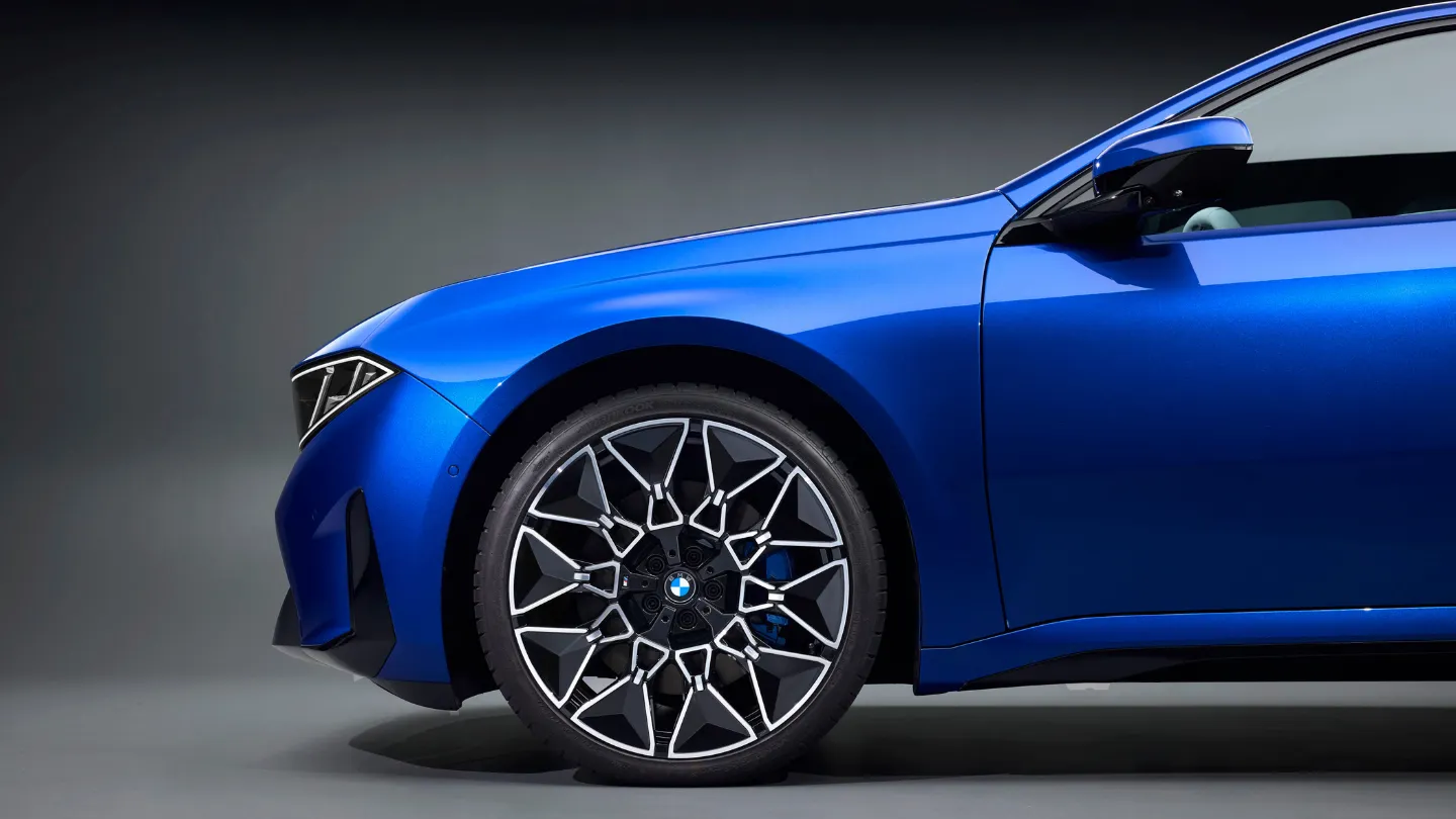 2027 BMW i3 Sedan wheels design