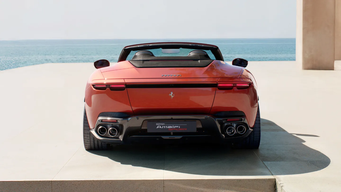 Ferrari Amalfi Spider Rosso Tramonto (Sunset Red) rear view