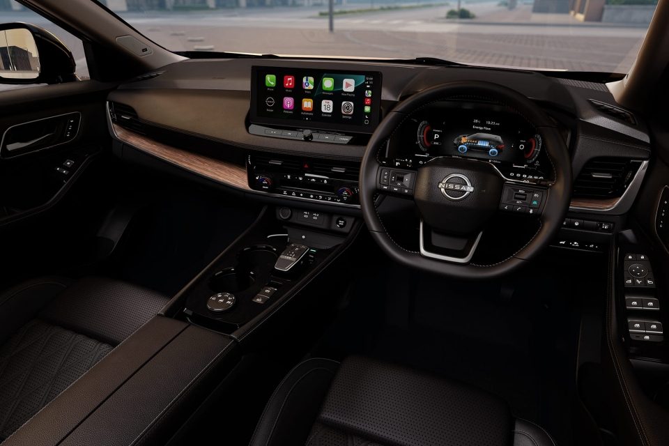 Nissan X-Trail interior