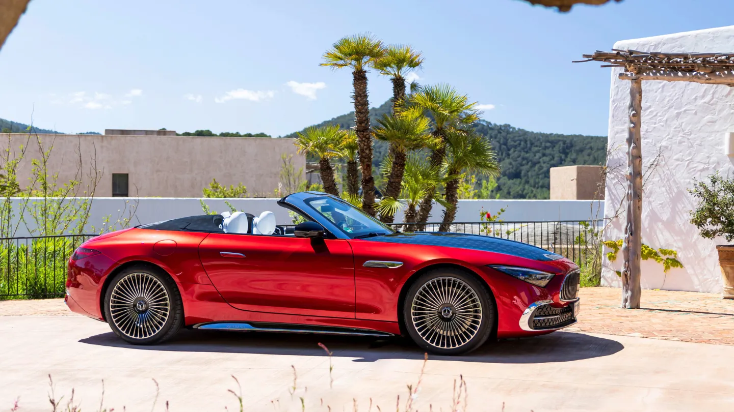 Mercedes-Maybach SL 680 roadster in Garnet Red Metallic finish