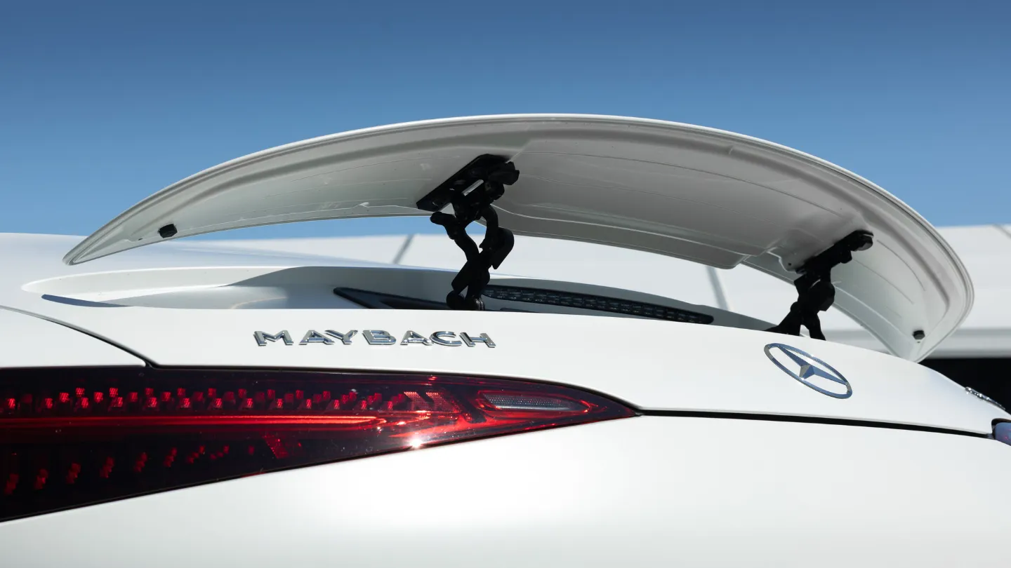 Mercedes-Maybach SL 680 roadster active spoiler