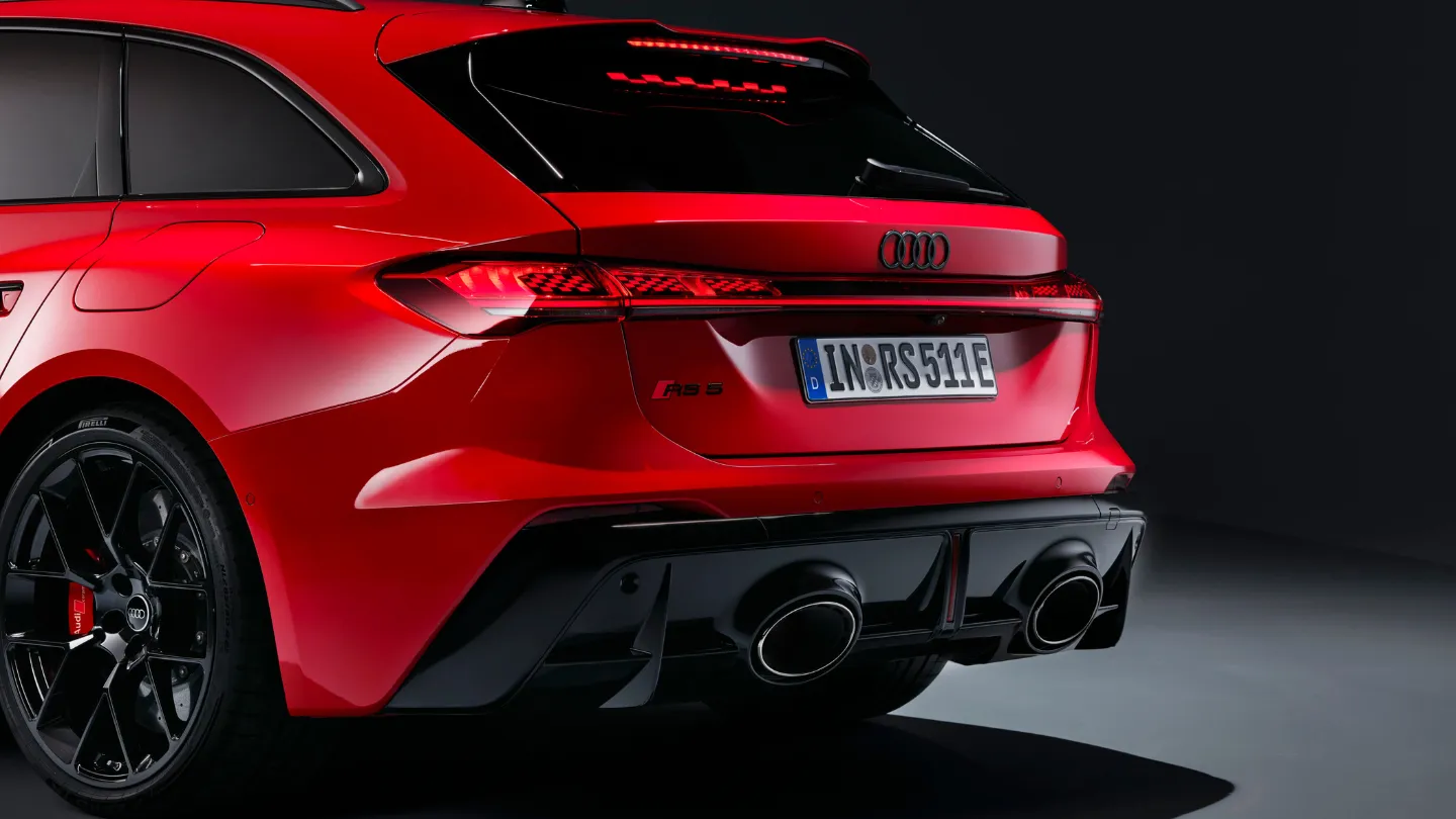 2026 Audi RS 5 Avant phev hybrid rear close up