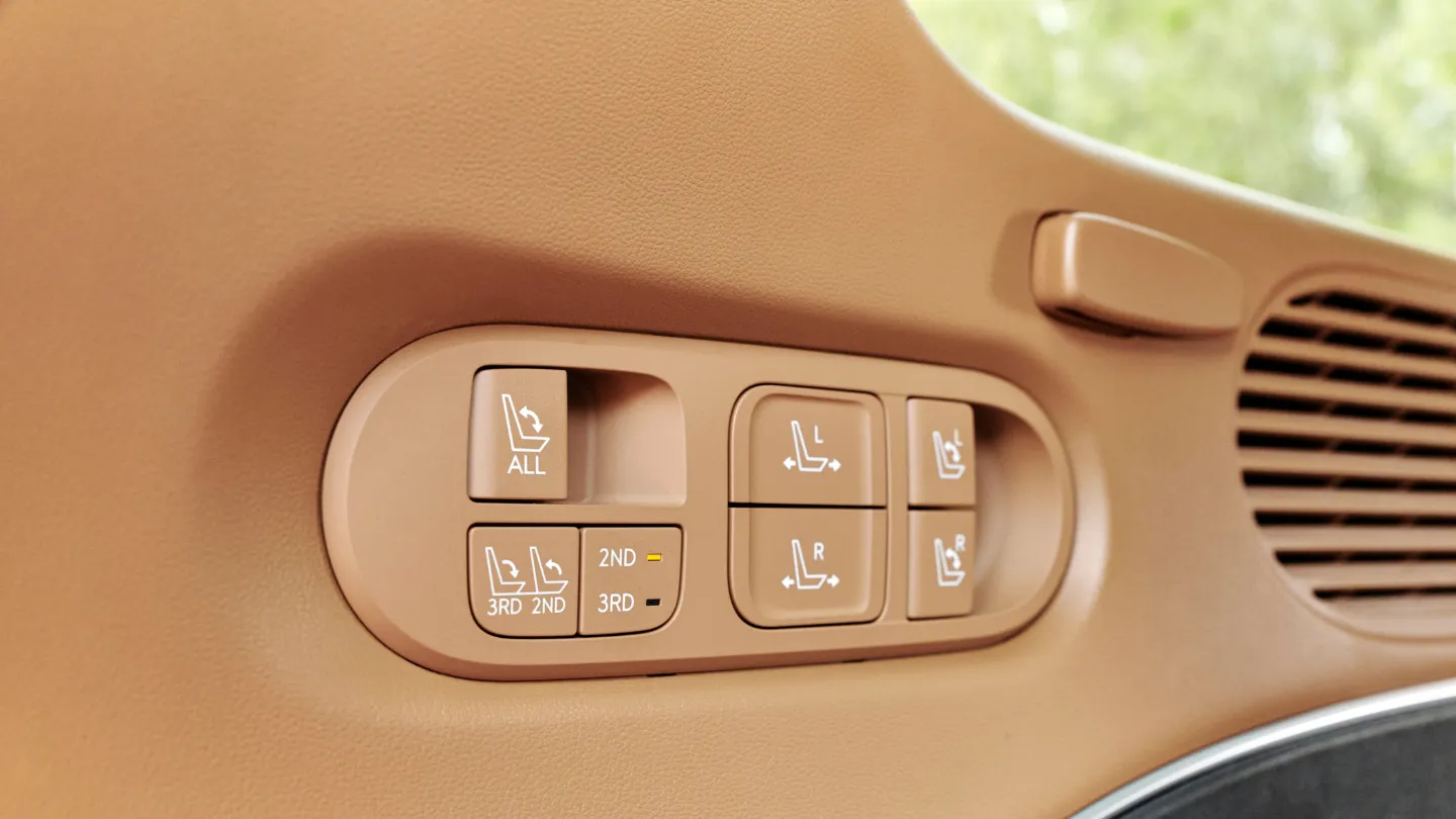 2026 Hyundai Palisade calligraphy rear seats power folding tilt and slide function buttons