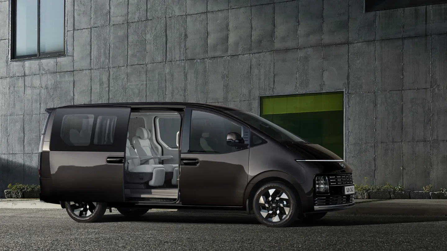 2027 Hyundai Staria people mover with sliding doors