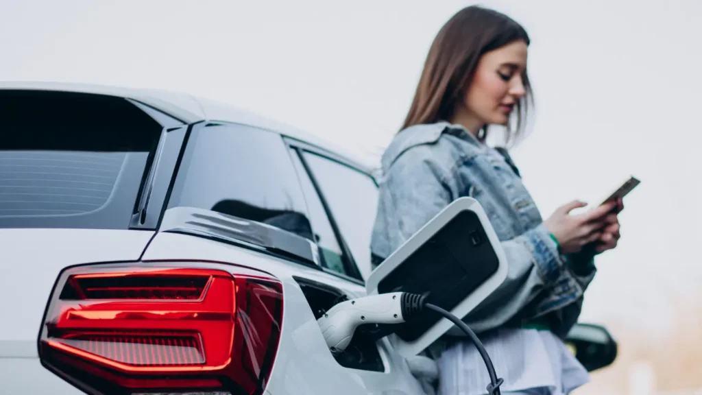Australians turn to hybrids as rising fuel costs drive used car demand 