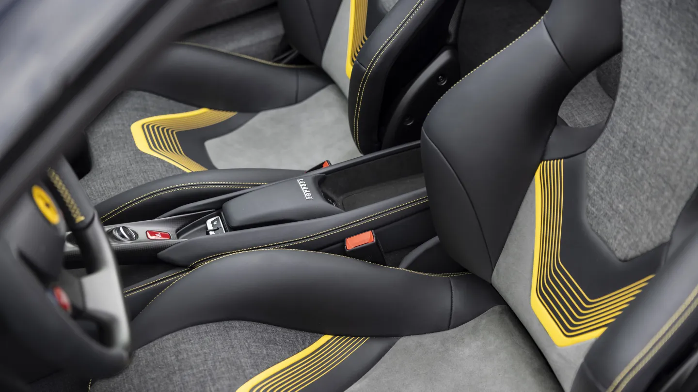 Ferrari HC25 interior front seats