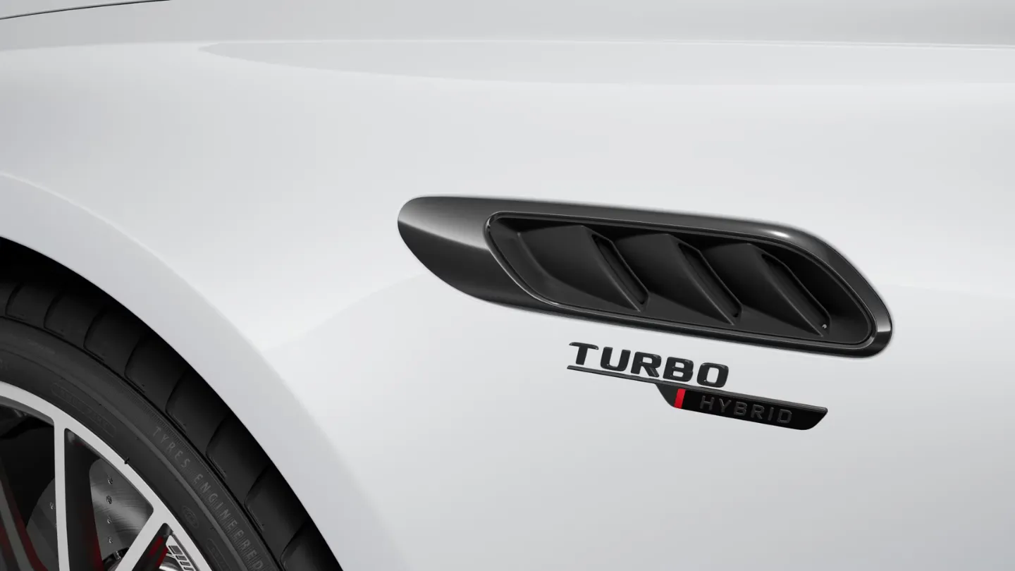 Mercedes-AMG E 53 Hybrid Dark Carbon Edition night package 2 opalite white turbo hybrid