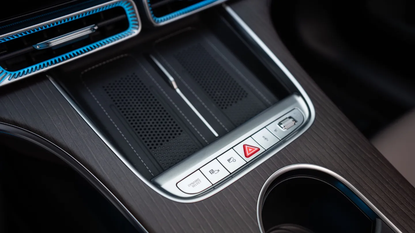 centre console physical buttons in 2026 mercedes benz c class