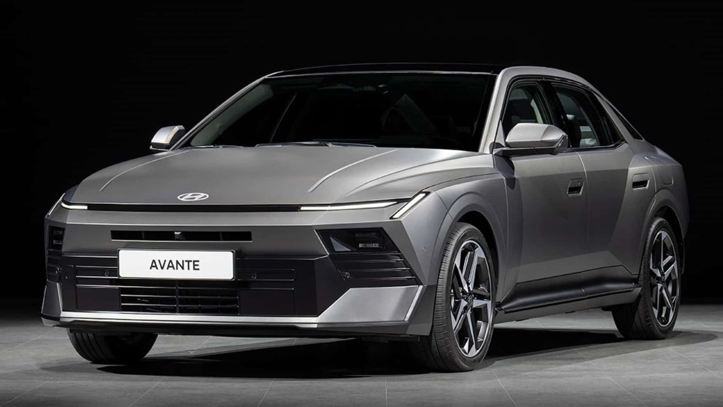 2027 hyundai avante front view