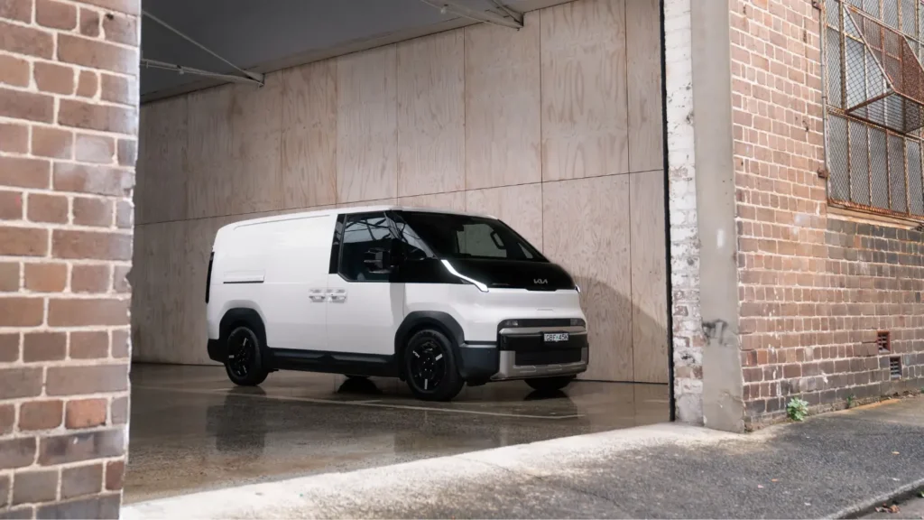 kia pv5 cargo australia
