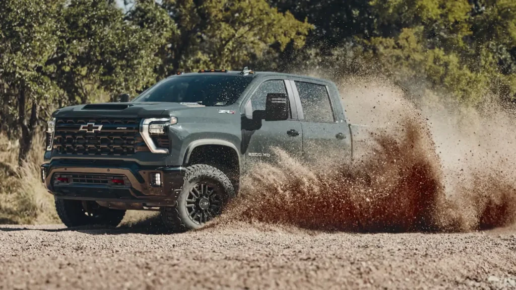 Chevrolet Silverado HD 8000kg towing