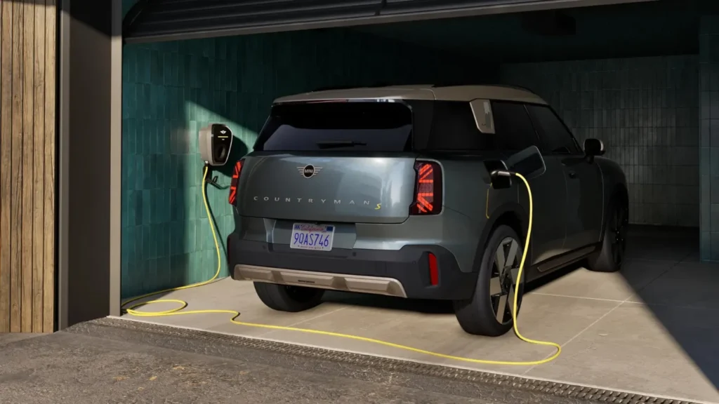 Mini Countryman S electric model US