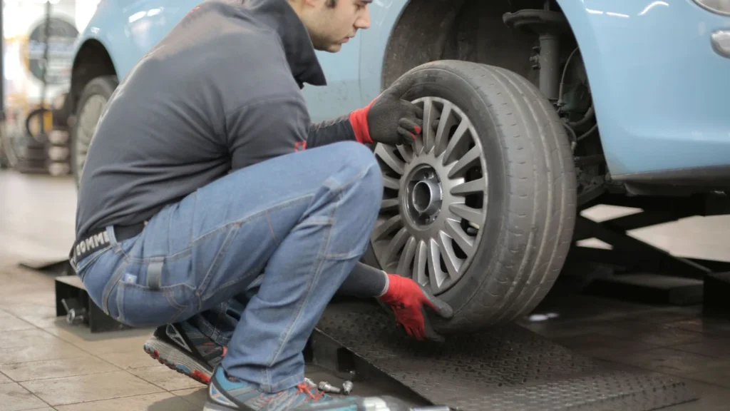 changing the rear tyre