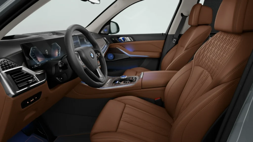 2022 BMW X5 interior