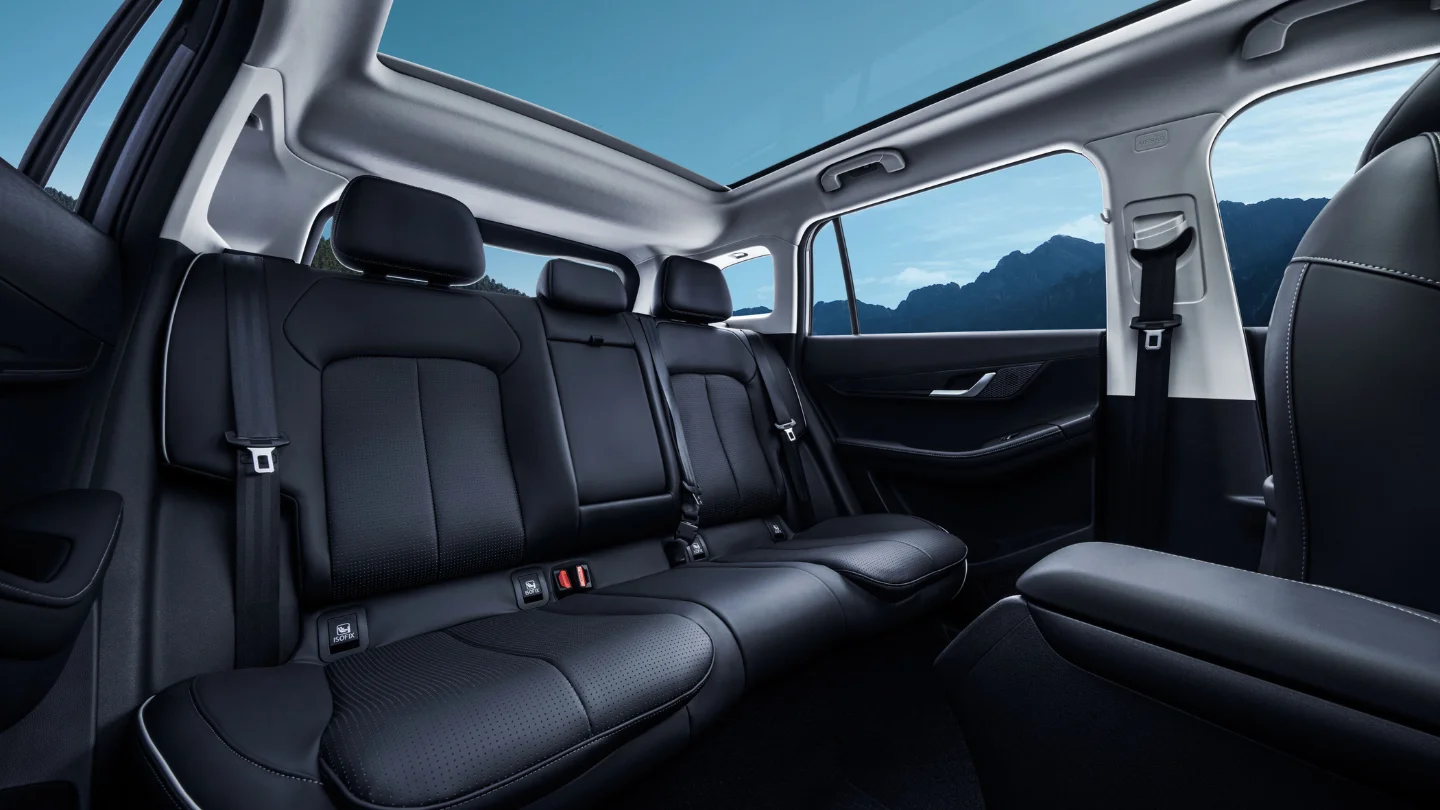 2026 Jaecoo J5 Hybrid interior rear seats