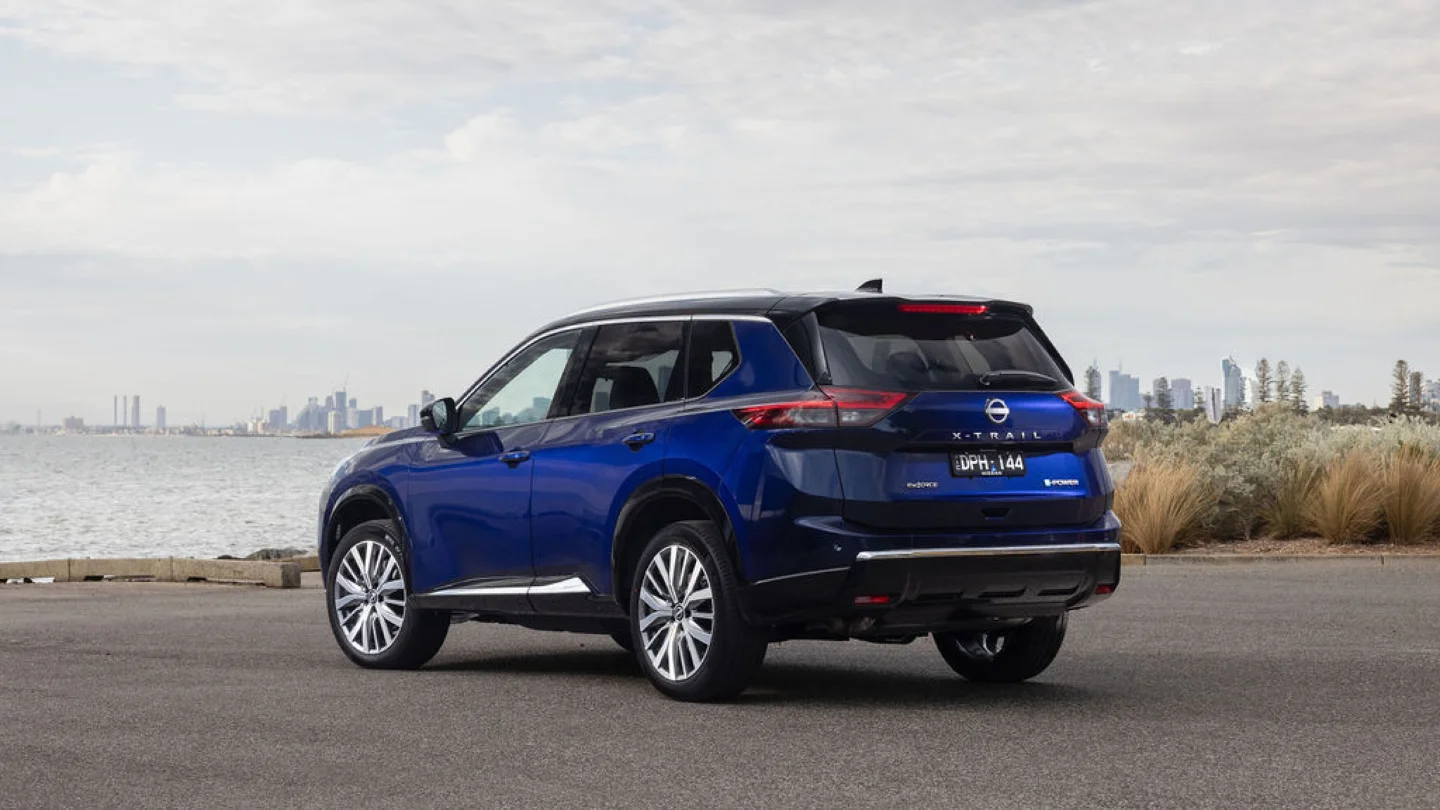 2026 Nissan X-Trail e-Power model exterior 2