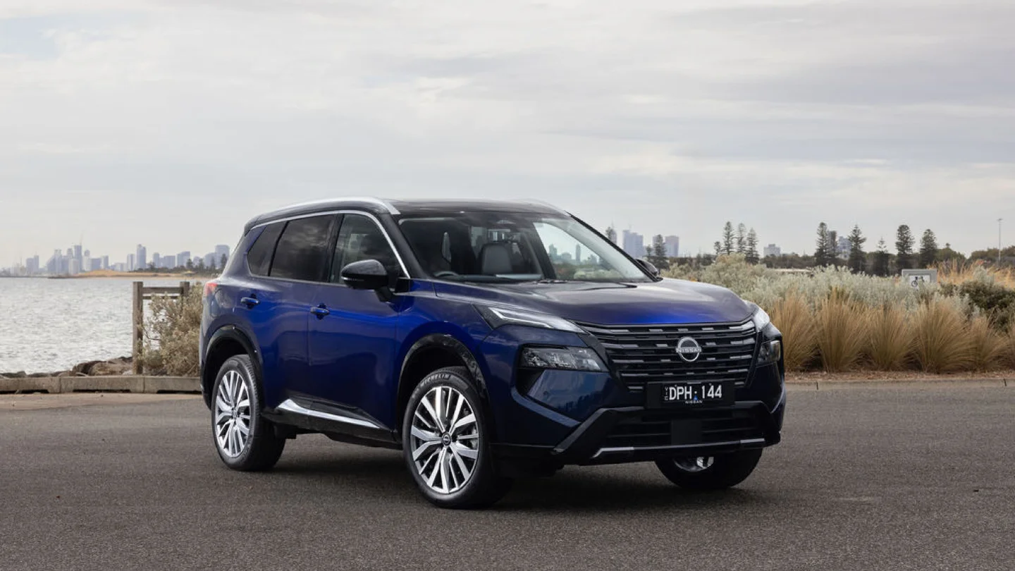 2026 Nissan X-Trail e-Power model exterior