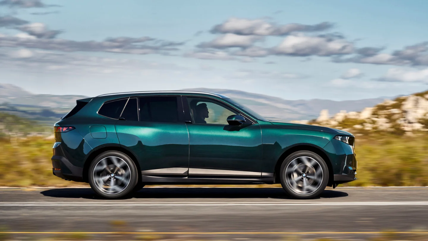 2027 BMW X5 exterior side view