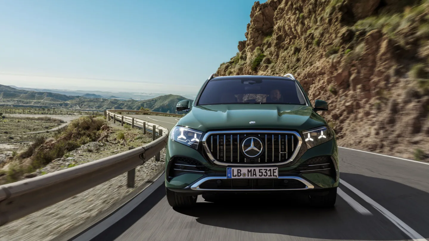 2027 Mercedes AMG GLE 53 SUV exterior 2