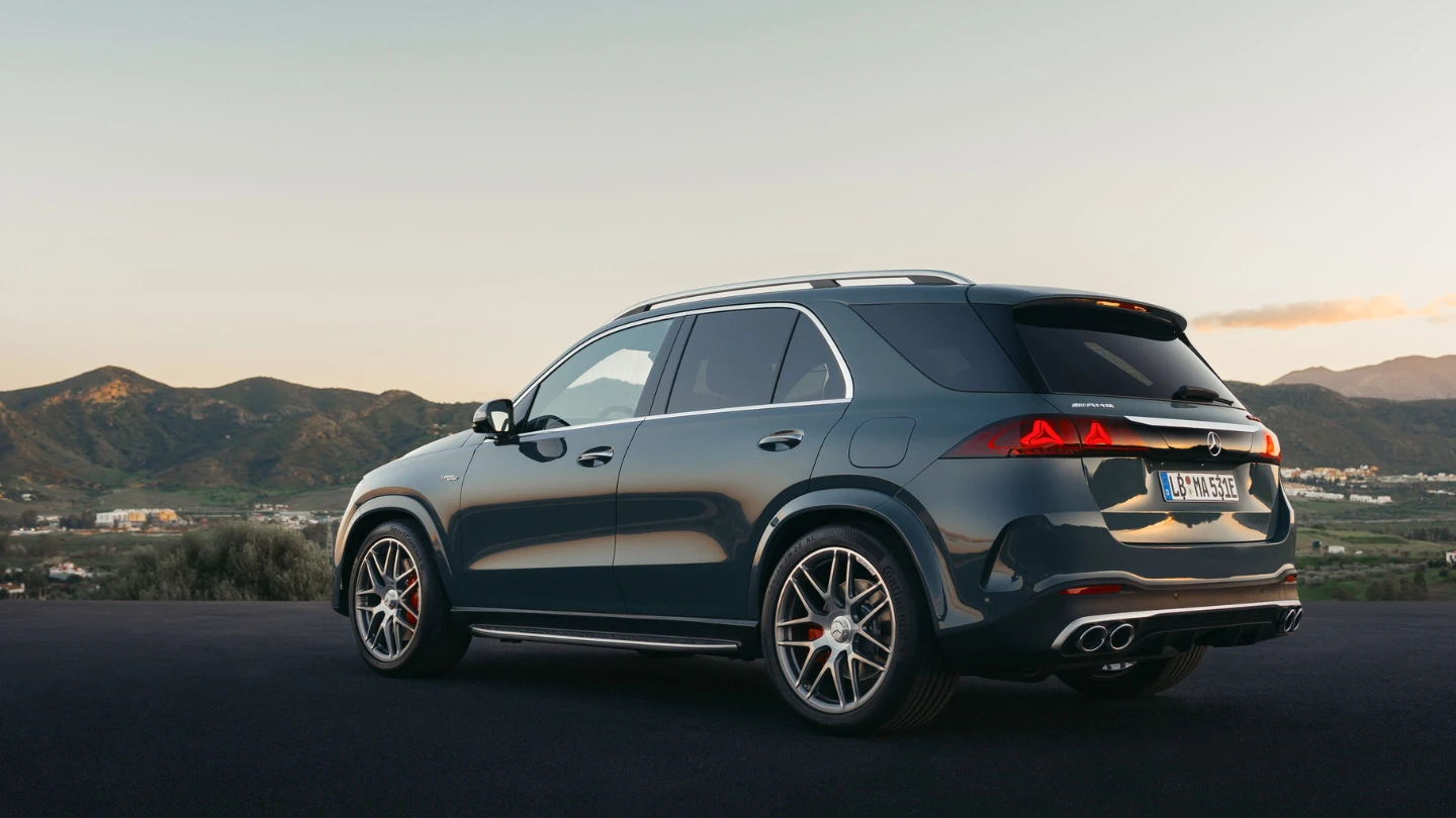 2027 Mercedes AMG GLE 53 SUV exterior 4