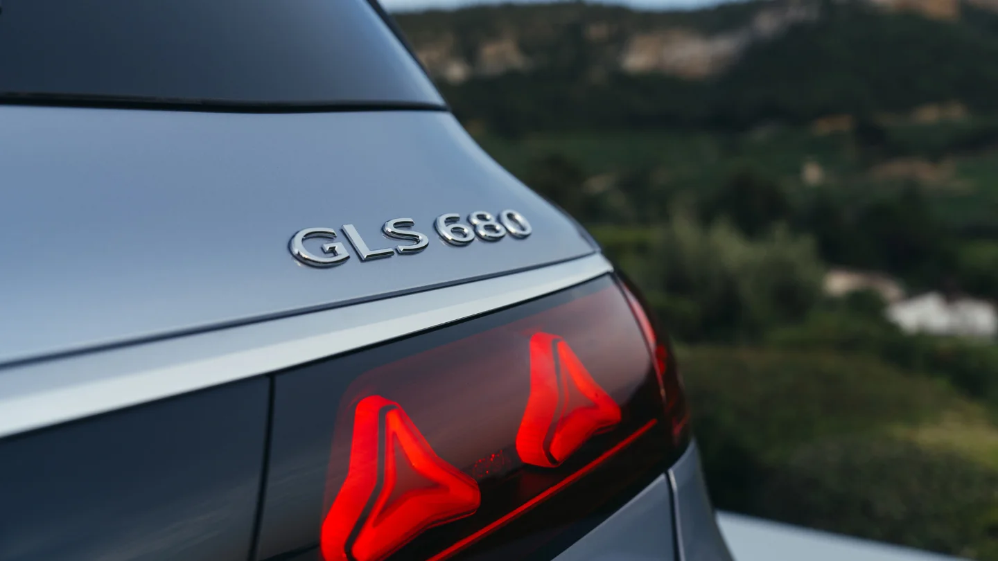 2027 Mercedes Maybach GLS exterior 6