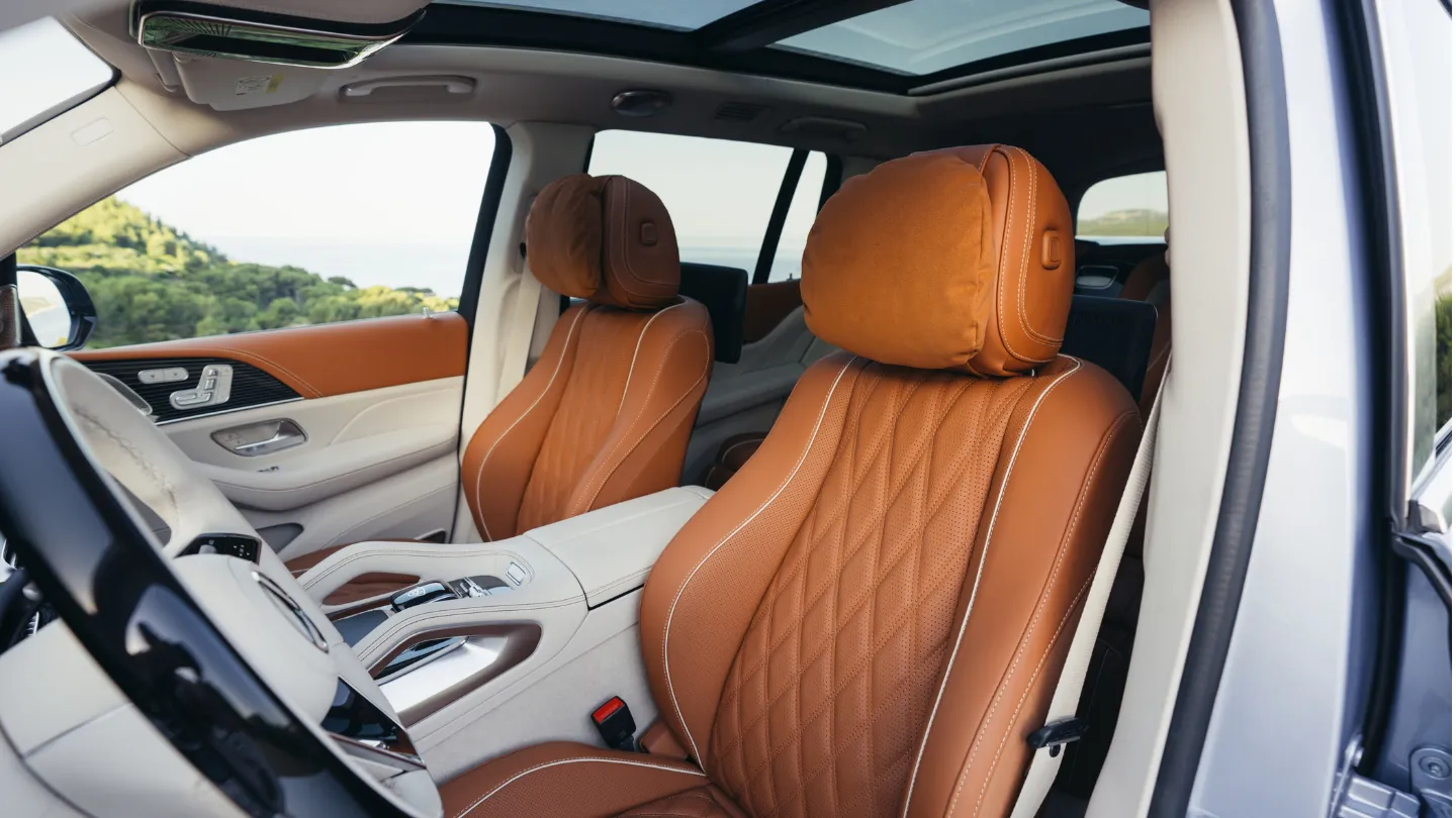 2027 Mercedes Maybach GLS interior front seats