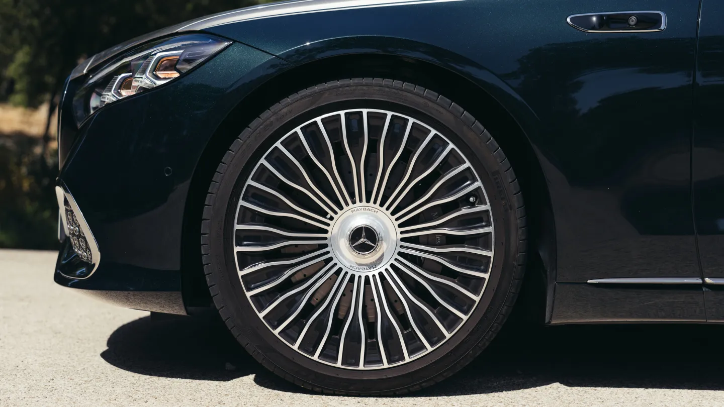 2027 Mercedes Maybach S Class exterior 5