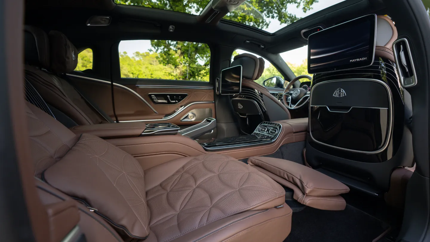 2027 Mercedes Maybach S Class interior 6